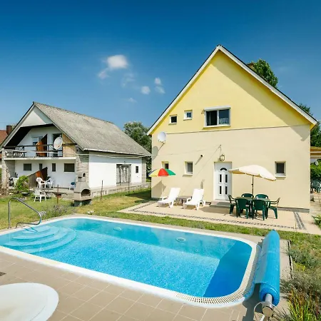 Сasa de vacaciones Sunny Day By Interhome Balatonmáriafürdő
