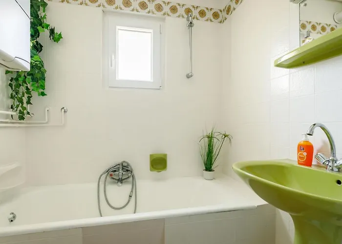 Case de vacanță Sunny Day By Interhome